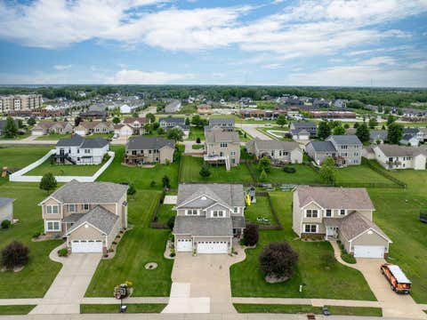 Tiny photo for 4367 55th Avenue, Bettendorf, IA 52722 (MLS # 12682021)