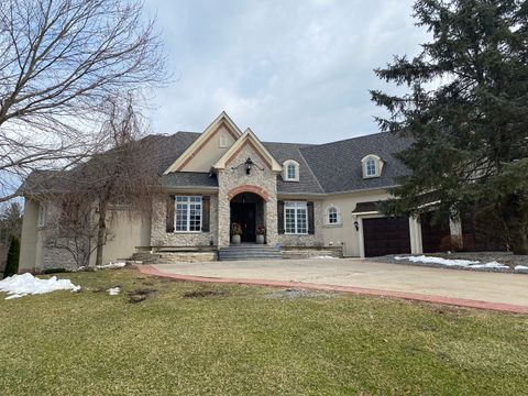 1350 Galloway Drive Woodstock IL 60098