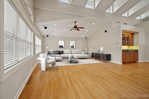 Tiny photo for 4830 Wolf Road, Western Springs, IL 60558 (MLS # 12438934)