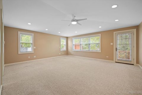 Tiny photo for 4830 Wolf Road, Western Springs, IL 60558 (MLS # 12438934)