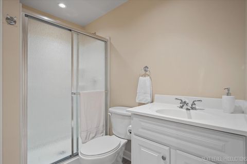 Tiny photo for 4830 Wolf Road, Western Springs, IL 60558 (MLS # 12438934)