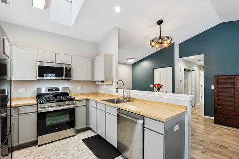 Tiny photo for 7035 Buchanan Drive #17-5, Gurnee, IL 60031 (MLS # 12523455)