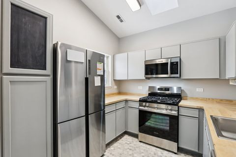 Tiny photo for 7035 Buchanan Drive #17-5, Gurnee, IL 60031 (MLS # 12523455)