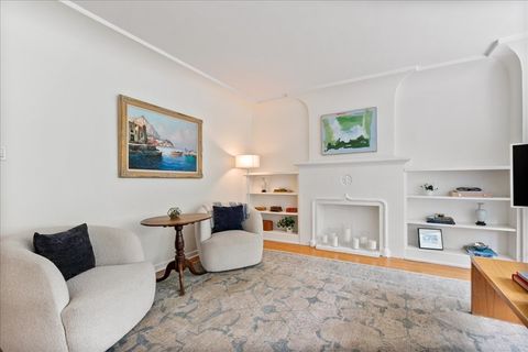 Tiny photo for 1918 Colfax Street #3, Evanston, IL 60201 (MLS # 12705323)