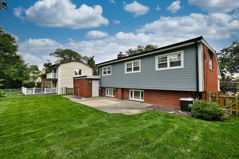 Tiny photo for 482 E PARK Avenue, Elmhurst, IL 60126 (MLS # 12762458)