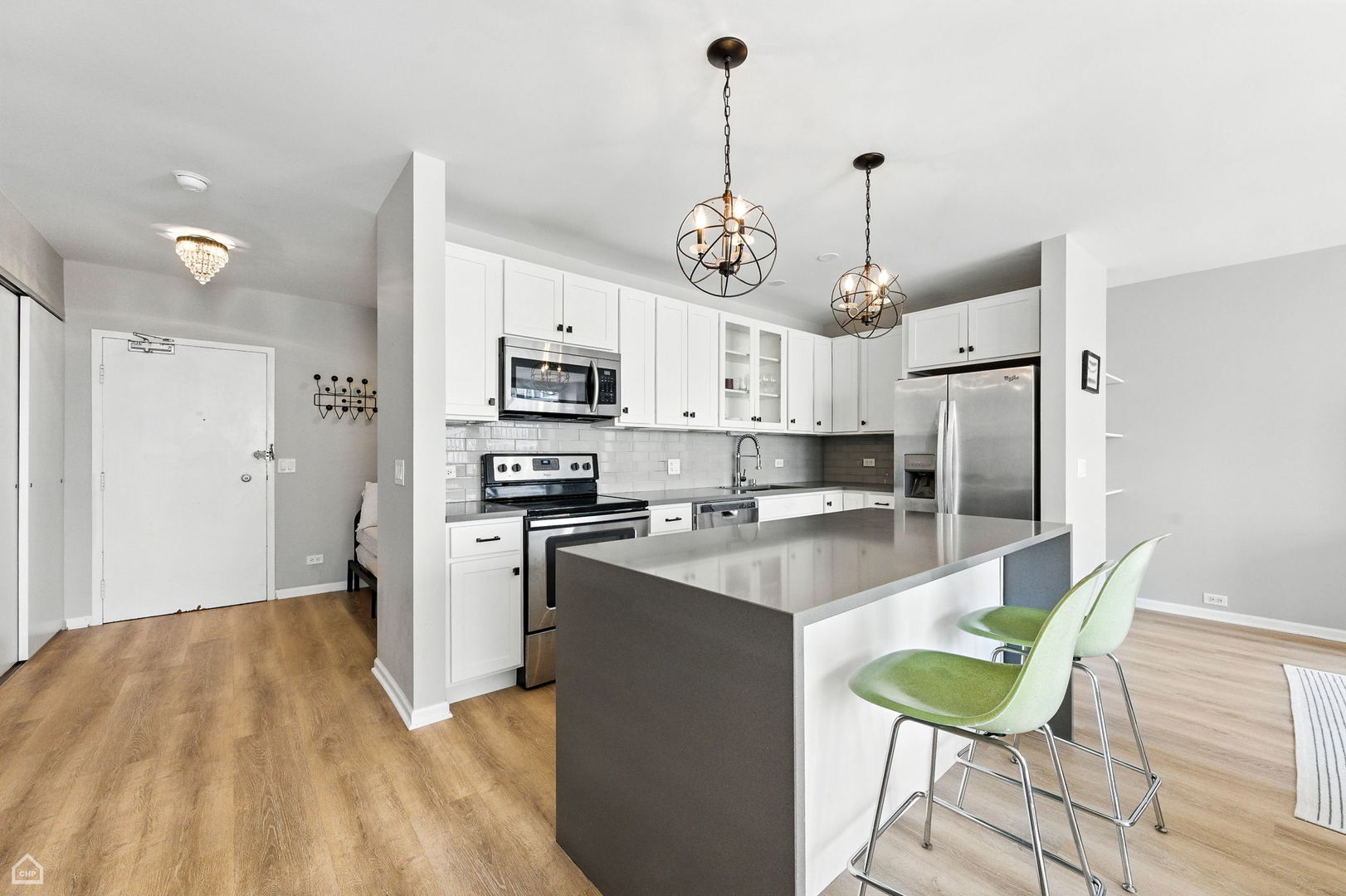 Chicago, Illinois 60611, United States, 1 Bedroom Bedrooms, ,1 BathroomBathrooms,Residential,Active,175288