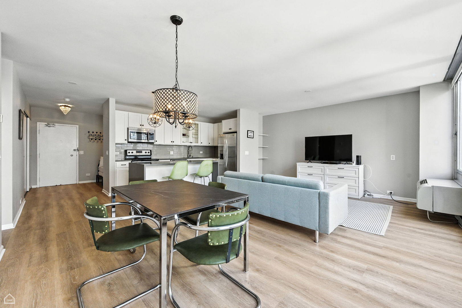 Chicago, Illinois 60611, United States, 1 Bedroom Bedrooms, ,1 BathroomBathrooms,Residential,Active,175288