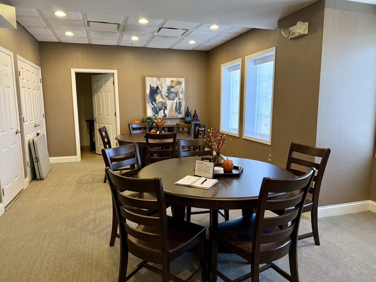 Palatine, Illinois 60067, United States, 2 Bedrooms Bedrooms, ,2 BathroomsBathrooms,Residential,Active,244615