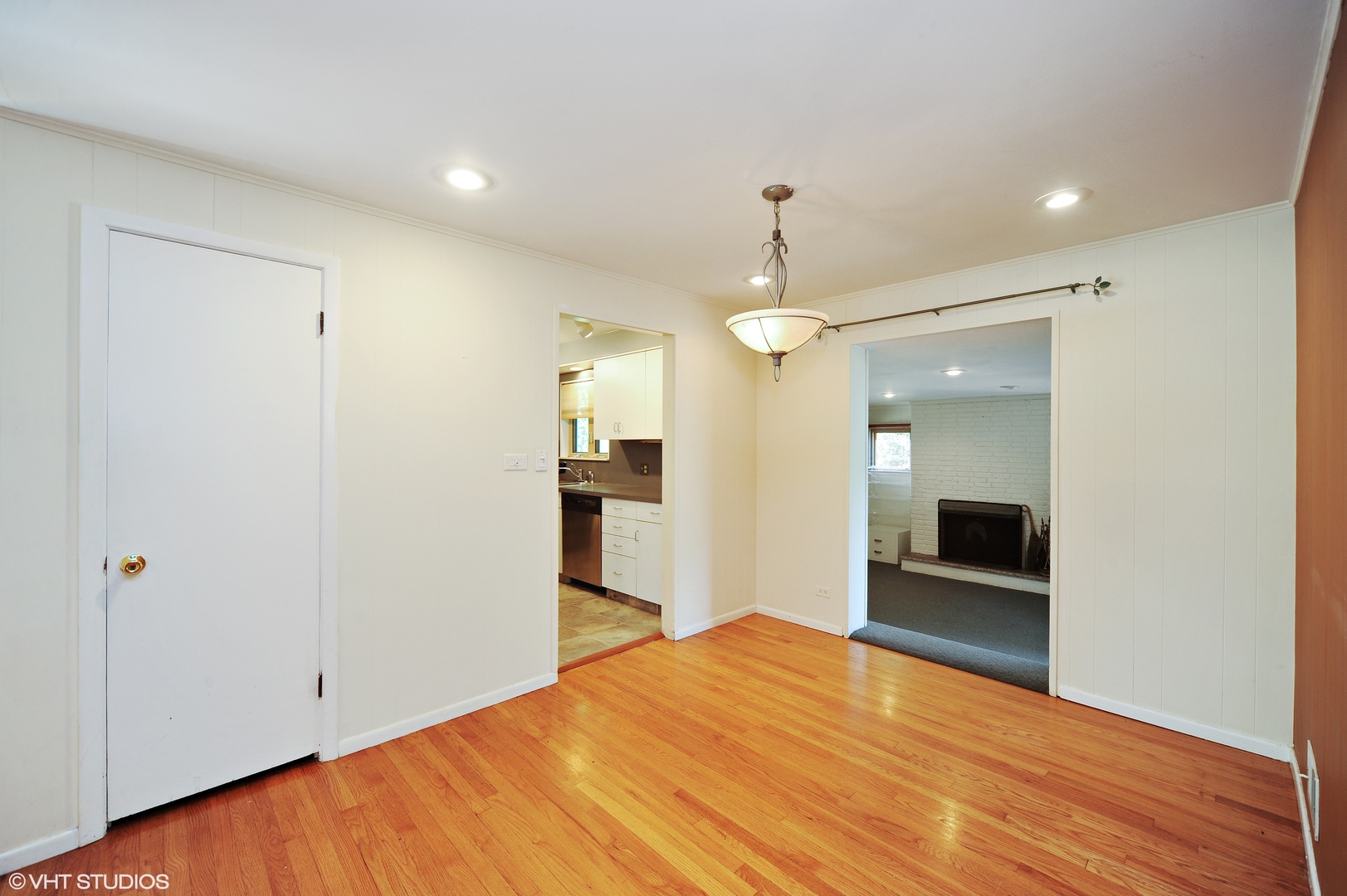 1414 Pfingsten Road