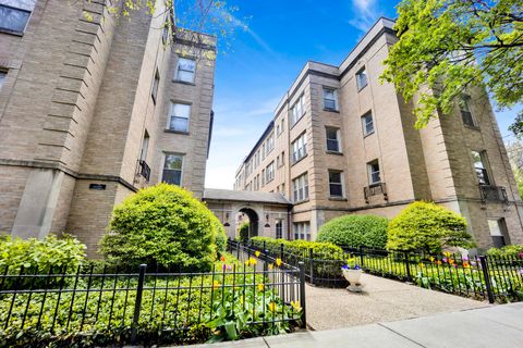 1737 W BALMORAL Avenue 1A Chicago IL 60640