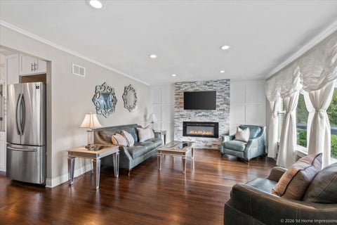 Tiny photo for 9120 S Clifton Park Avenue, Evergreen Park, IL 60805 (MLS # 12776273)