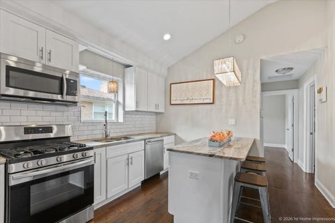 Tiny photo for 9120 S Clifton Park Avenue, Evergreen Park, IL 60805 (MLS # 12776273)