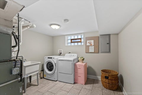 Tiny photo for 9120 S Clifton Park Avenue, Evergreen Park, IL 60805 (MLS # 12776273)