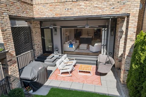 Tiny photo for 1443 W Summerdale Avenue, Chicago, IL 60640 (MLS # 12475217)