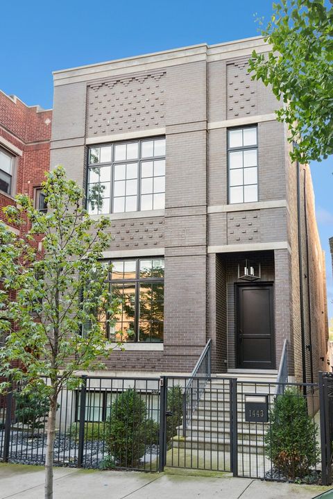 Photo of 1443 W Summerdale Avenue, Chicago, IL 60640 (MLS # 12475217)