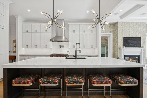 Tiny photo for 1443 W Summerdale Avenue, Chicago, IL 60640 (MLS # 12475217)