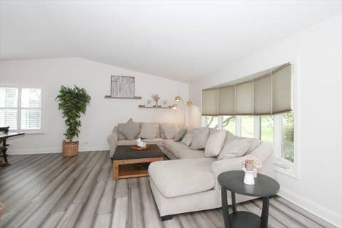 Tiny photo for 4N681 Brookside West Drive, St. Charles, IL 60175 (MLS # 12718916)