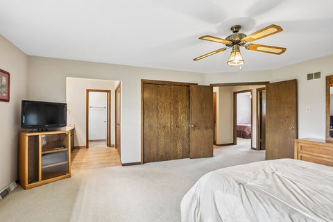 Tiny photo for 12123 Lake View Drive, Orland Park, IL 60467 (MLS # 12770357)