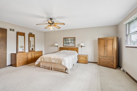 Tiny photo for 12123 Lake View Drive, Orland Park, IL 60467 (MLS # 12770357)