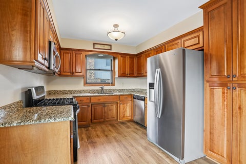Tiny photo for 12123 Lake View Drive, Orland Park, IL 60467 (MLS # 12770357)