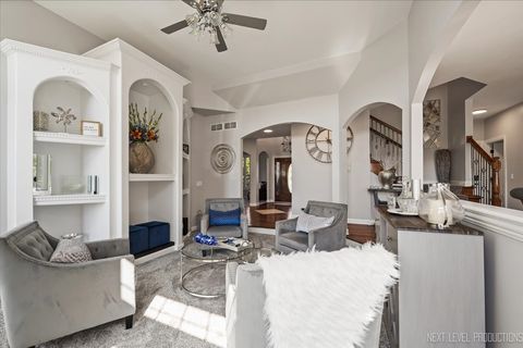 Tiny photo for 2159 Sutton Drive, South Elgin, IL 60177 (MLS # 12473286)