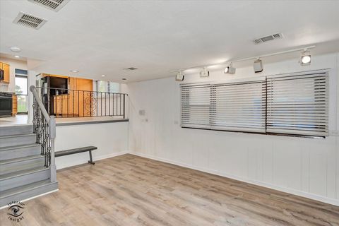 Tiny photo for 4450 W 150th Street, Midlothian, IL 60445 (MLS # 12506257)