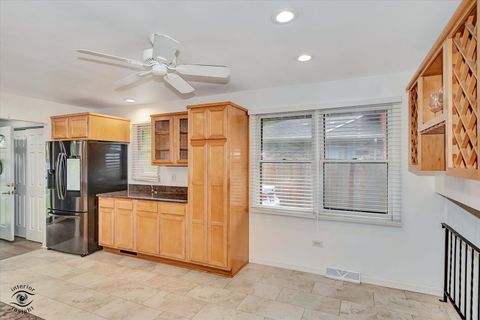 Tiny photo for 4450 W 150th Street, Midlothian, IL 60445 (MLS # 12506257)