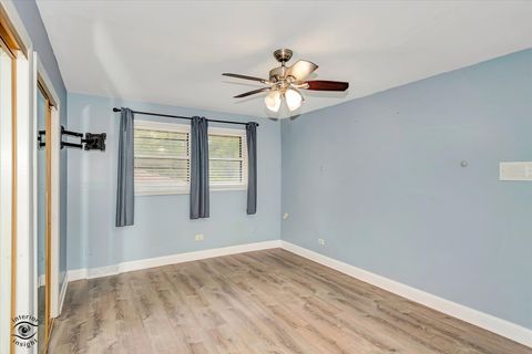 Tiny photo for 4450 W 150th Street, Midlothian, IL 60445 (MLS # 12506257)