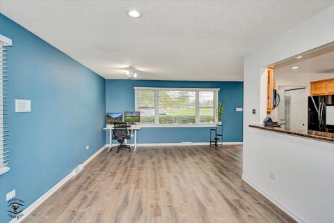 Tiny photo for 4450 W 150th Street, Midlothian, IL 60445 (MLS # 12506257)