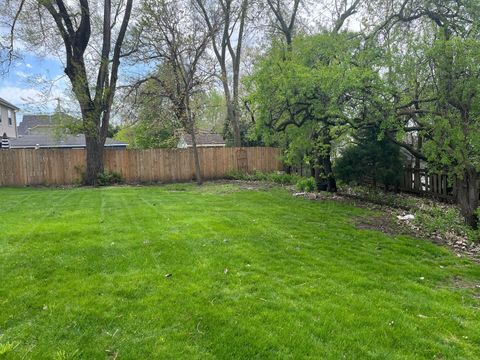 Tiny photo for 1914 Howard Street, Wheaton, IL 60187 (MLS # 12674159)