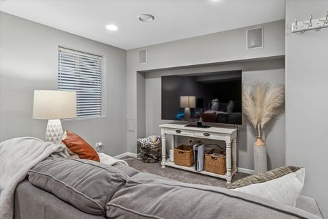 Tiny photo for 1961 Wilson Creek Circle, Aurora, IL 60503 (MLS # 12514910)