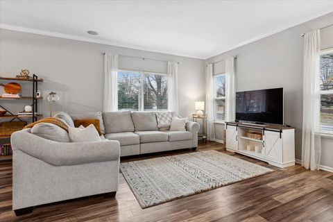 Tiny photo for 1961 Wilson Creek Circle, Aurora, IL 60503 (MLS # 12514910)