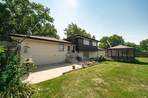 Tiny photo for 801 Memorial Drive, Calumet City, IL 60409 (MLS # 12712482)