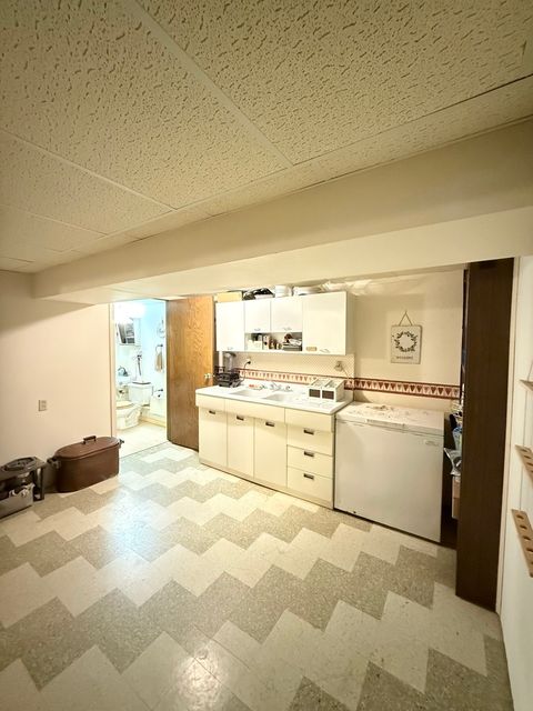 Tiny photo for 805 5th Avenue, Dixon, IL 61021 (MLS # 12530104)