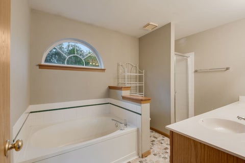 Tiny photo for 42 W Dahlia Lane, Round Lake Beach, IL 60073 (MLS # 12110480)