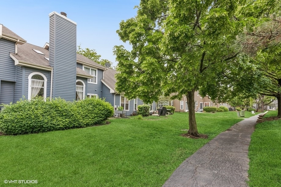 1063 Ridgefield Circle