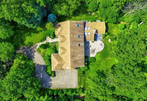 Tiny photo for 43 Indian Hill Road, Winnetka, IL 60093 (MLS # 12458963)