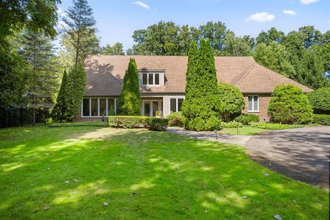 43 Indian Hill Road Winnetka IL 60093