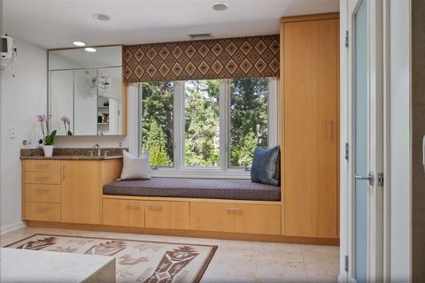 Tiny photo for 43 Indian Hill Road, Winnetka, IL 60093 (MLS # 12458963)