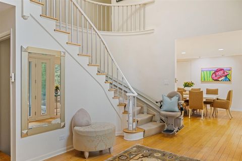 Tiny photo for 43 Indian Hill Road, Winnetka, IL 60093 (MLS # 12458963)