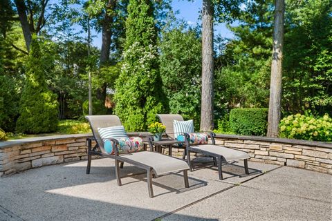 Tiny photo for 43 Indian Hill Road, Winnetka, IL 60093 (MLS # 12458963)