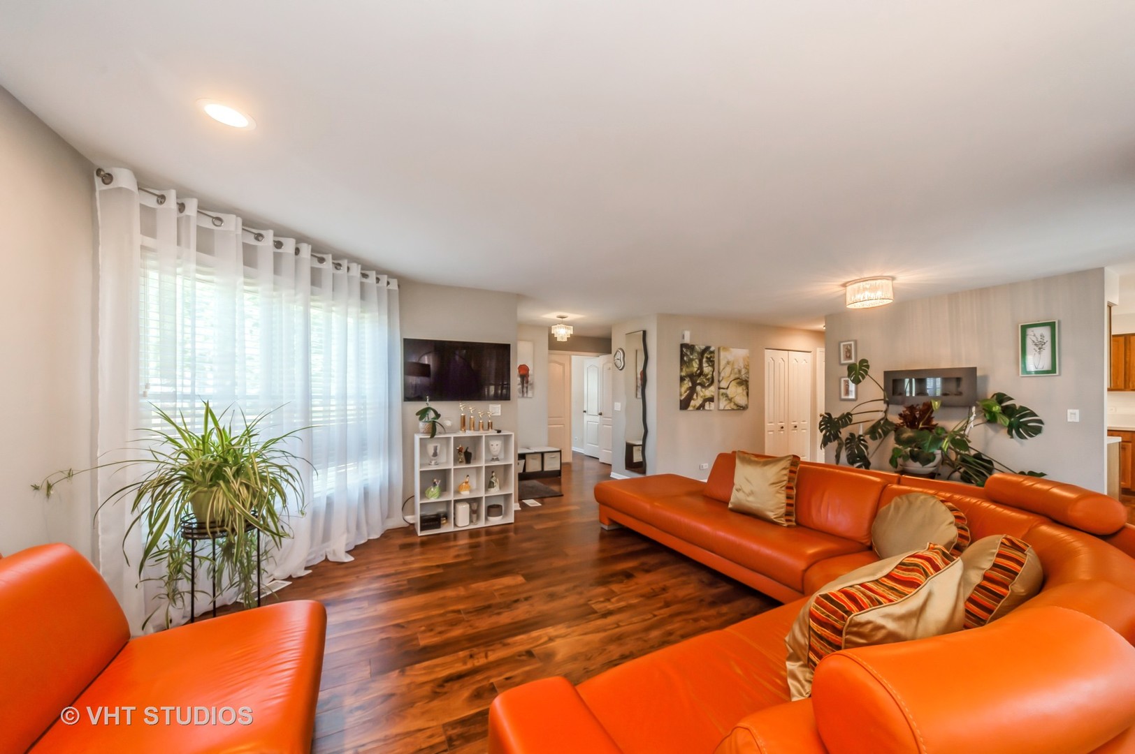 75 Willow Parkway