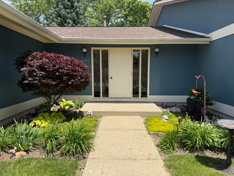 Photo of 4904 W Oakwood Drive #A, McHenry, IL 60050 (MLS # 12667315)