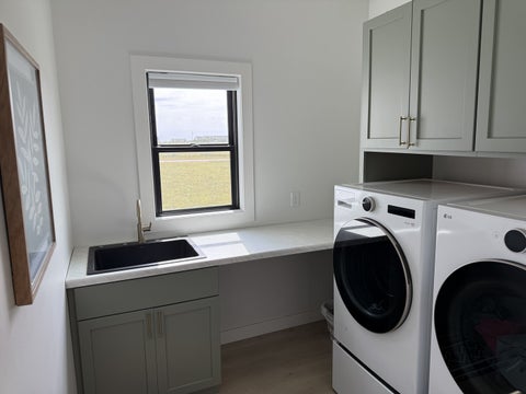 Tiny photo for 237 W Torrey Pines Drive, Eldridge, IA 52748 (MLS # 12753056)