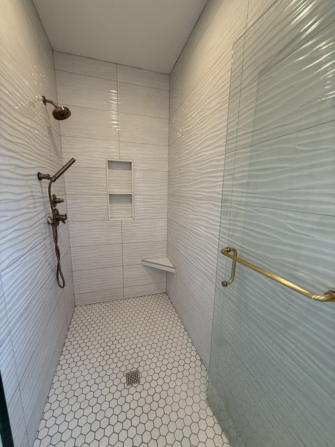 Tiny photo for 237 W Torrey Pines Drive, Eldridge, IA 52748 (MLS # 12753056)