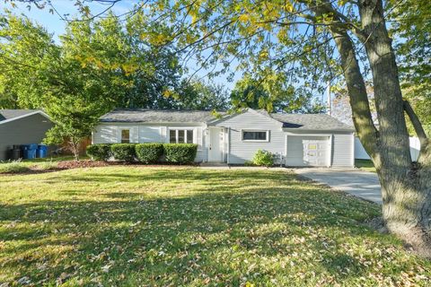 Photo of 2325 University Avenue, Crest Hill, IL 60403 (MLS # 12503989) Photo of 2325 University Avenue, Crest Hill, IL 60403 (MLS # 12503989)