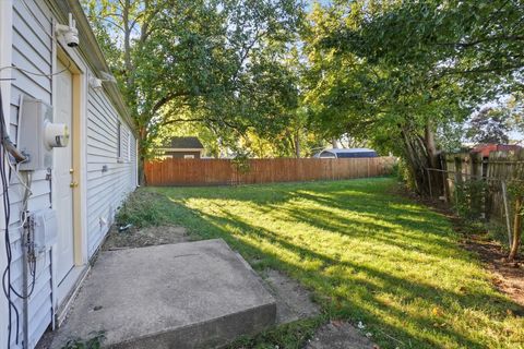 Tiny photo for 2325 University Avenue, Crest Hill, IL 60403 (MLS # 12503989)