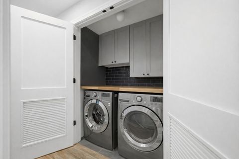 Tiny photo for 855 N Wolcott Avenue #1, Chicago, IL 60622 (MLS # 12557517)