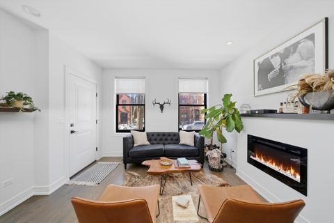 Tiny photo for 855 N Wolcott Avenue #1, Chicago, IL 60622 (MLS # 12557517)