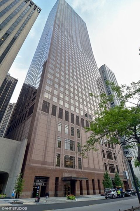 Photo of 161 E Chicago Avenue #58K2, Chicago, IL 60611 (MLS # 12522054)